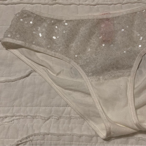 VS vintage “meet me under the mistletoe” sequin Christmas panty - Picture 4 of 5